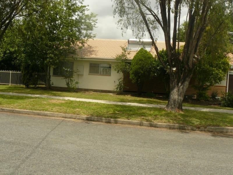 Silkstone QLD 4304