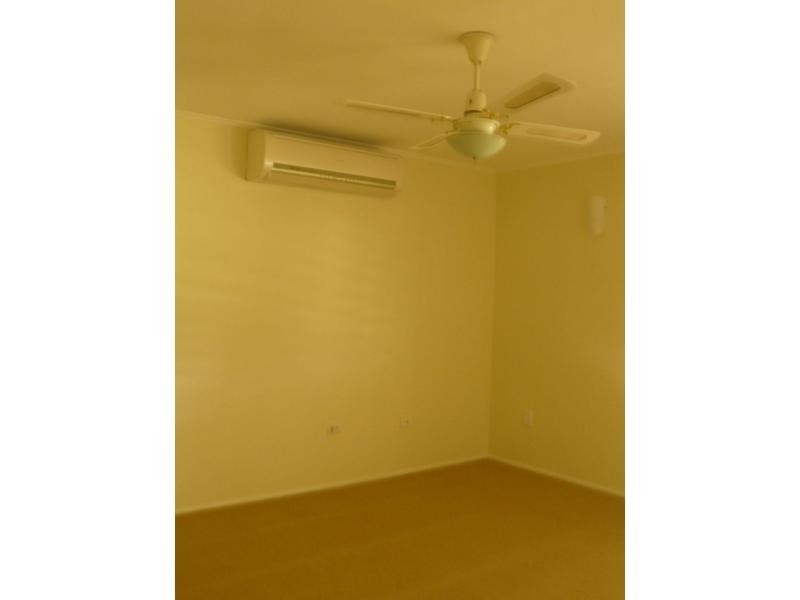 Silkstone QLD 4304