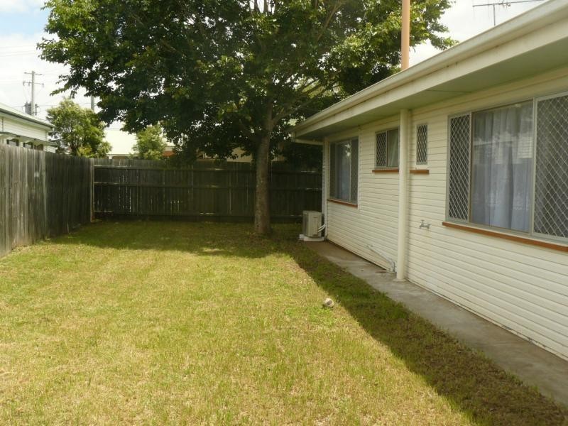 Silkstone QLD 4304