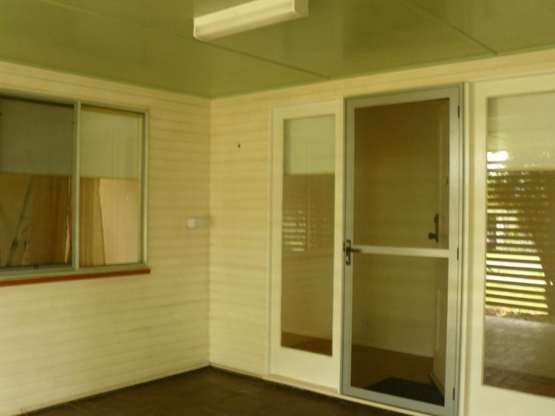 Silkstone QLD 4304