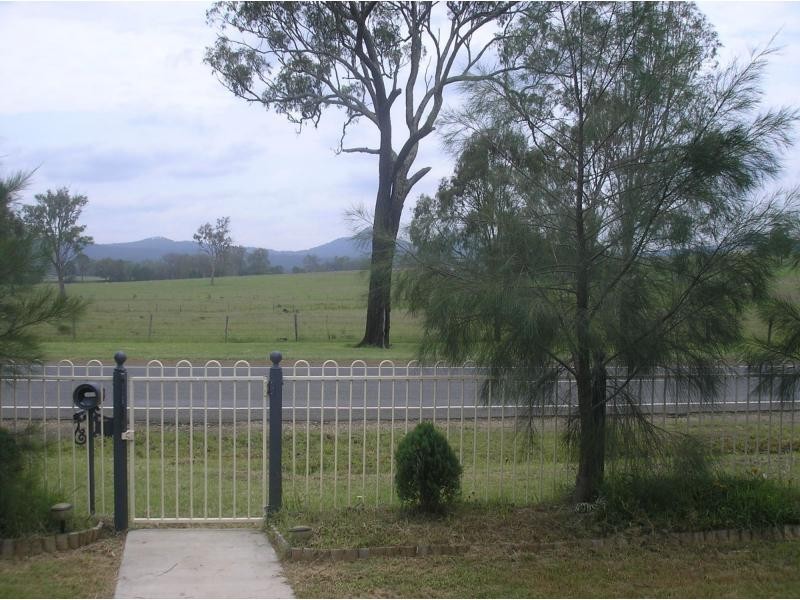 Peak Crossing QLD 4306