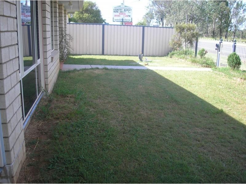 Peak Crossing QLD 4306