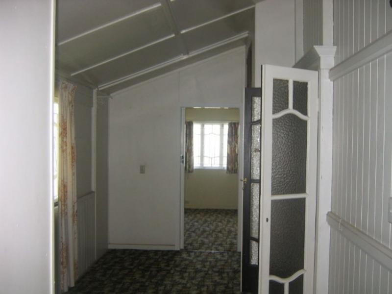 Silkstone QLD 4304
