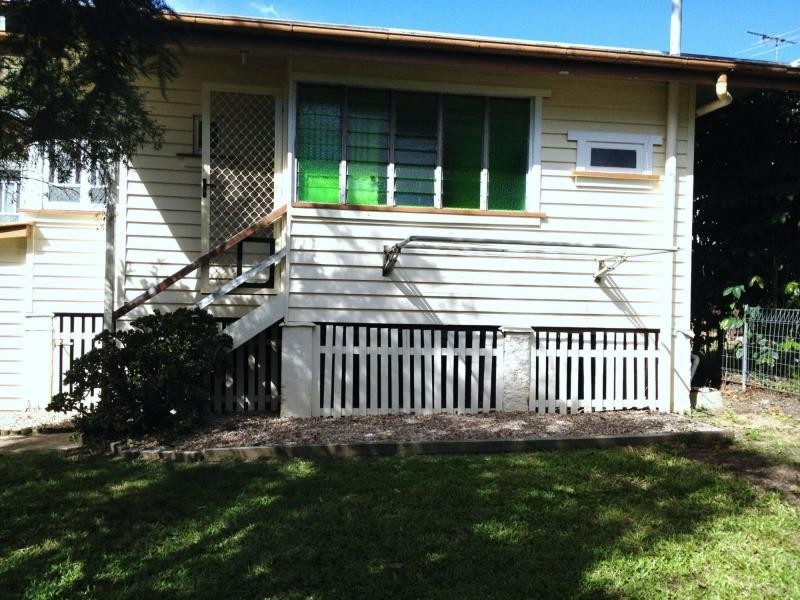Woodend QLD 4305