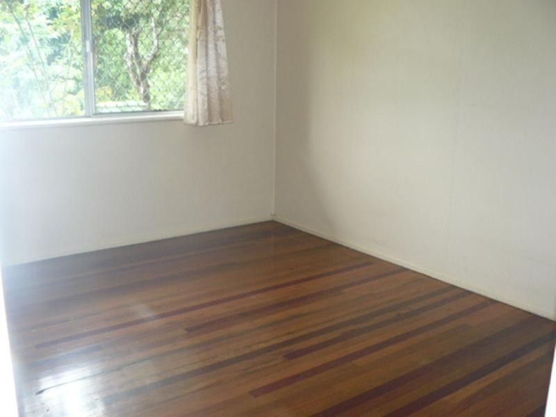 Booval QLD 4304