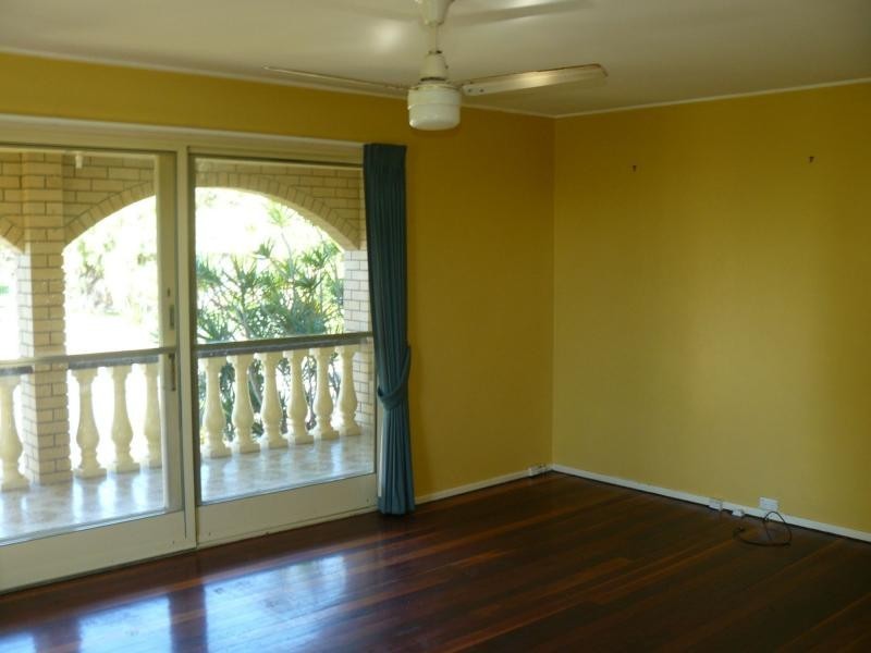 Flinders View QLD 4305