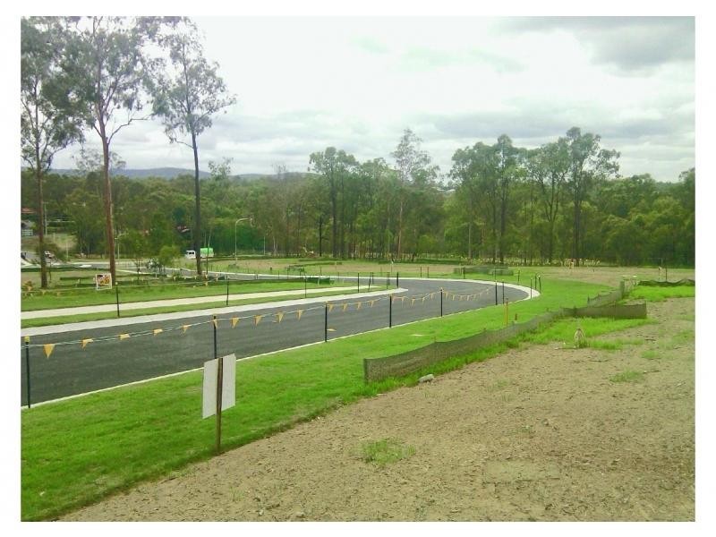 38-40 Brodzig Road, Chuwar QLD 4306