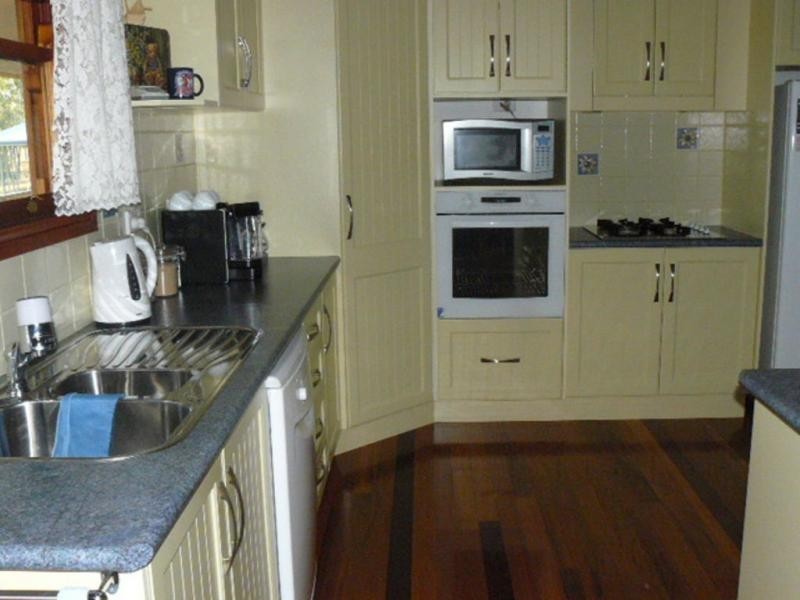 Lockyer Waters QLD 4311