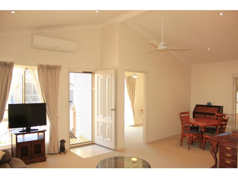 Moores Pocket QLD 4305