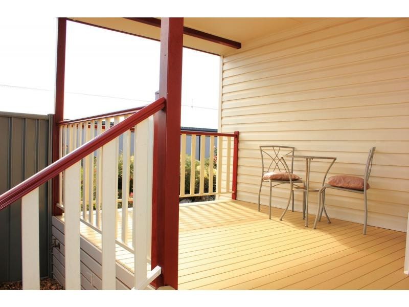 Moores Pocket QLD 4305