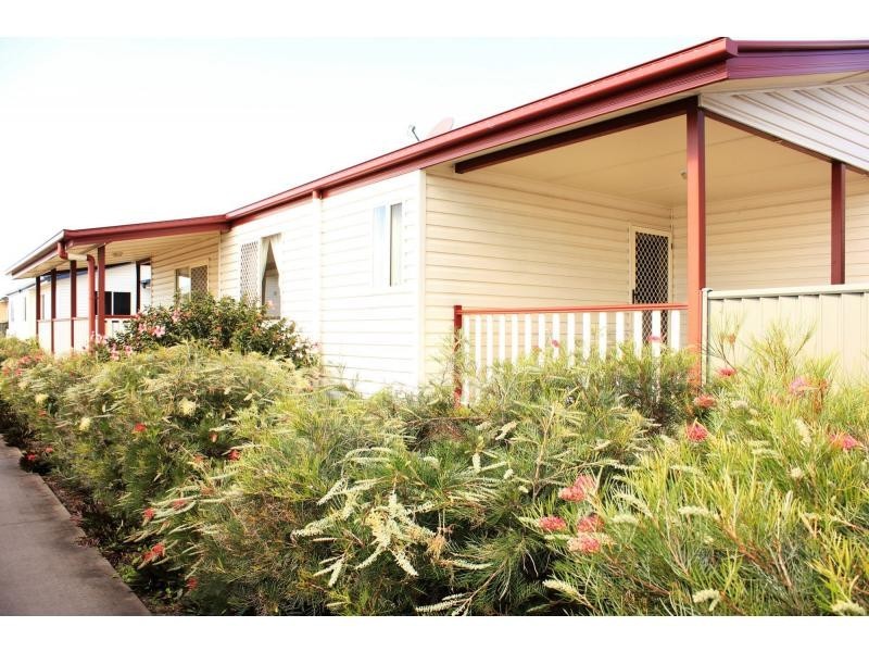 Moores Pocket QLD 4305
