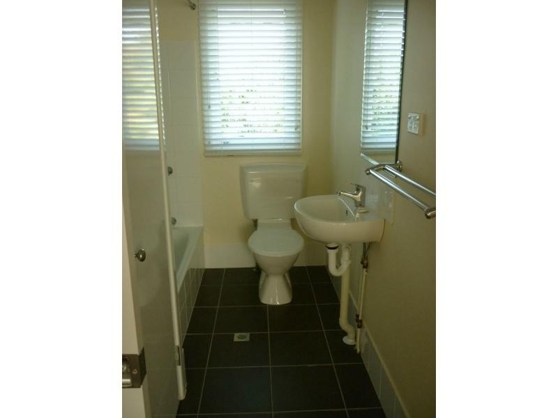 North Booval QLD 4304