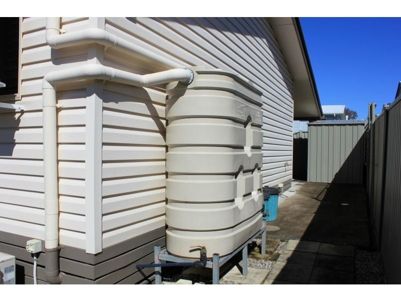 Moores Pocket QLD 4305