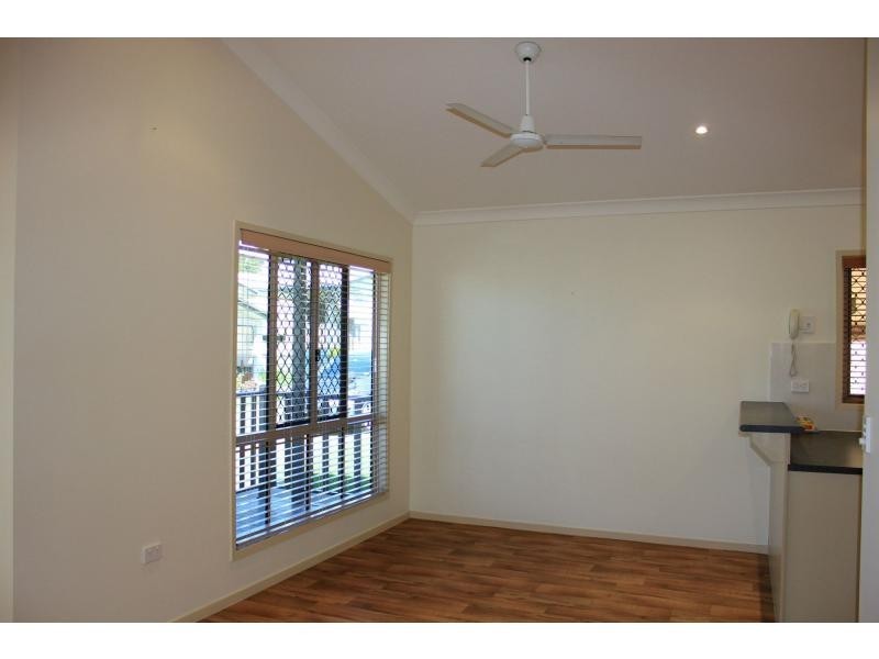 Moores Pocket QLD 4305