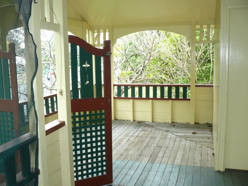 59 Brisbane Road, Newtown QLD 4305