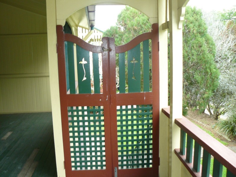 59 Brisbane Road, Newtown QLD 4305