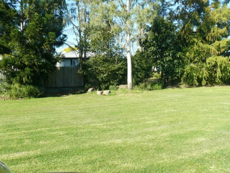 One Mile QLD 4305