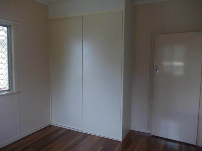 Eastern Heights QLD 4305