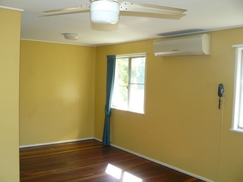 Flinders View QLD 4305