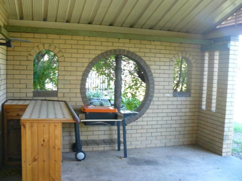 Flinders View QLD 4305