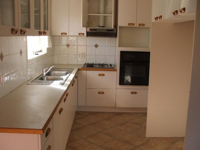 Moores Pocket QLD 4305
