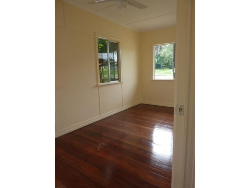 Newtown QLD 4305