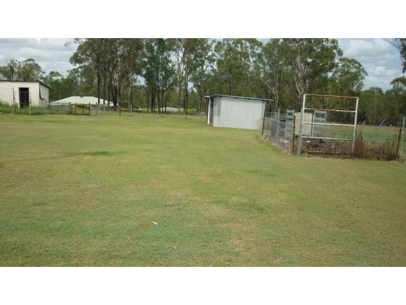 Walloon QLD 4306