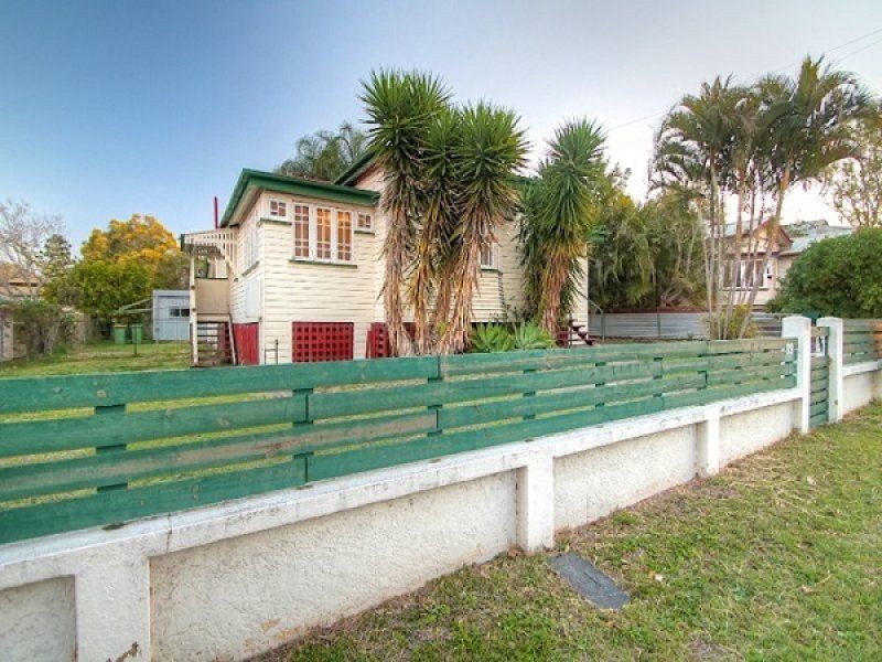 89 Brisbane Road, Newtown QLD 4305