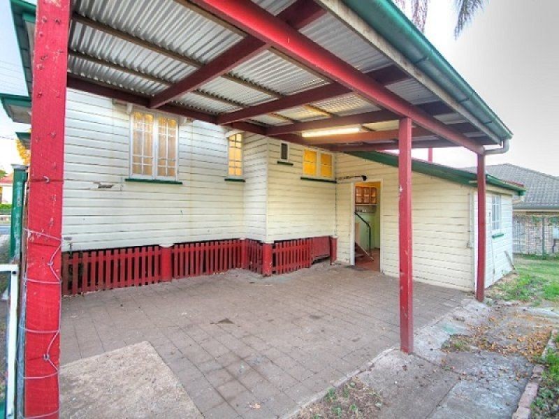 89 Brisbane Road, Newtown QLD 4305