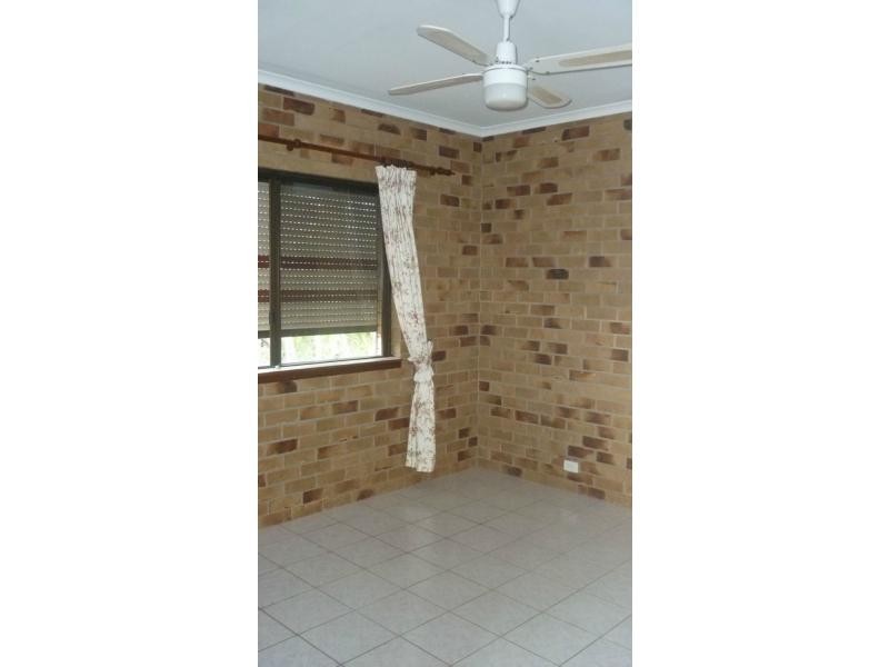 Moores Pocket QLD 4305