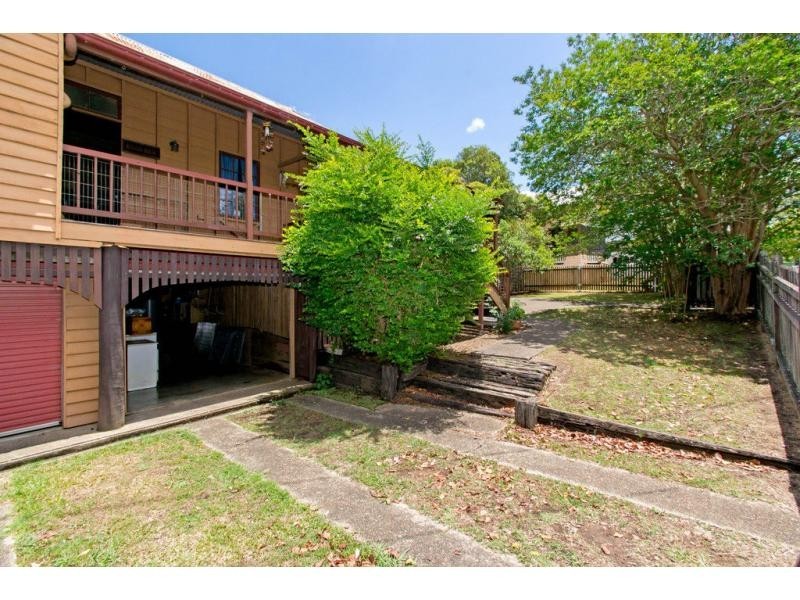 One Mile QLD 4305
