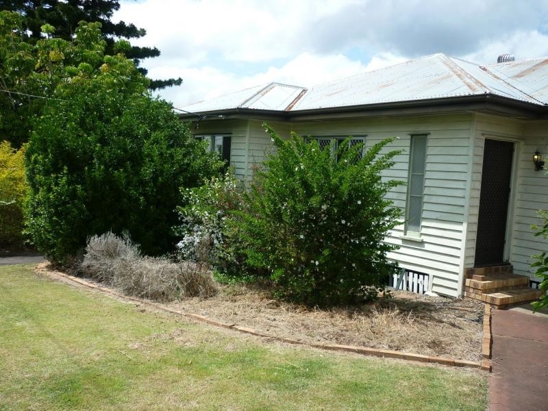 North Booval QLD 4304