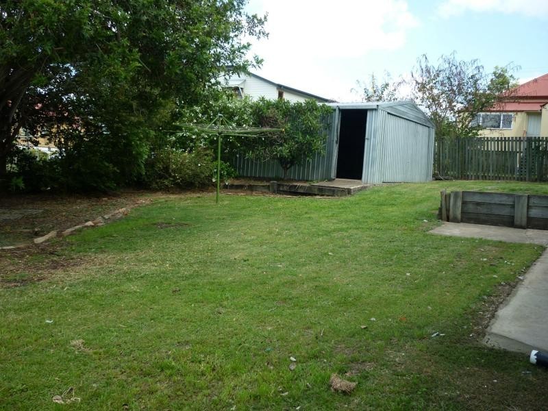 North Booval QLD 4304