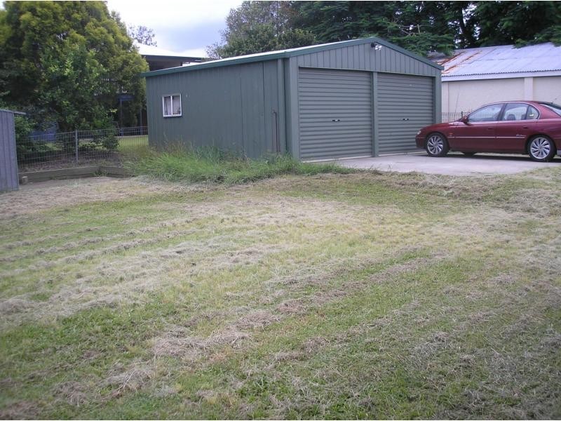 Silkstone QLD 4304