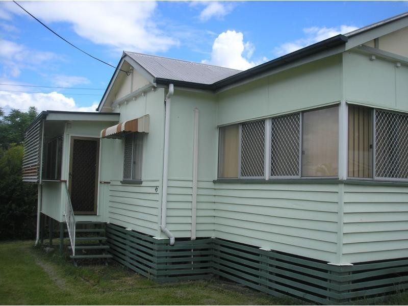 Silkstone QLD 4304