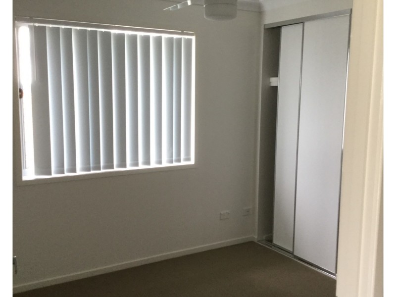 1/11 Ribbonwood St, Ripley QLD 4306