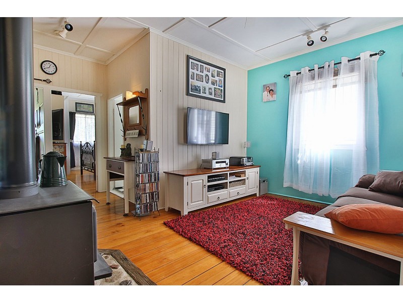 38 Lawrence St, North Ipswich QLD 4305