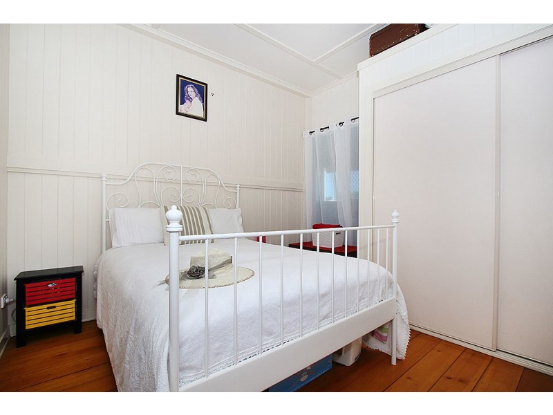 38 Lawrence St, North Ipswich QLD 4305