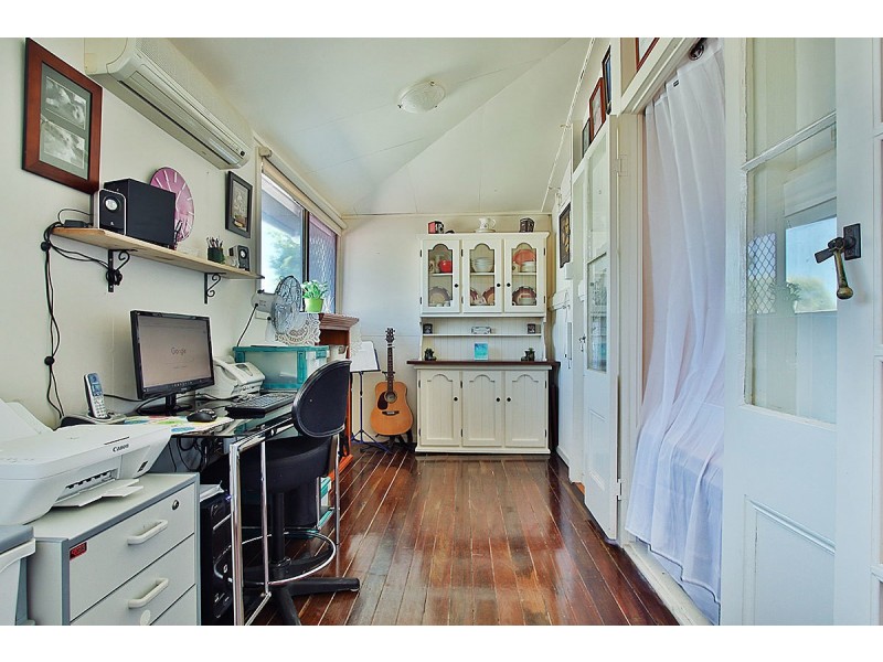 38 Lawrence St, North Ipswich QLD 4305