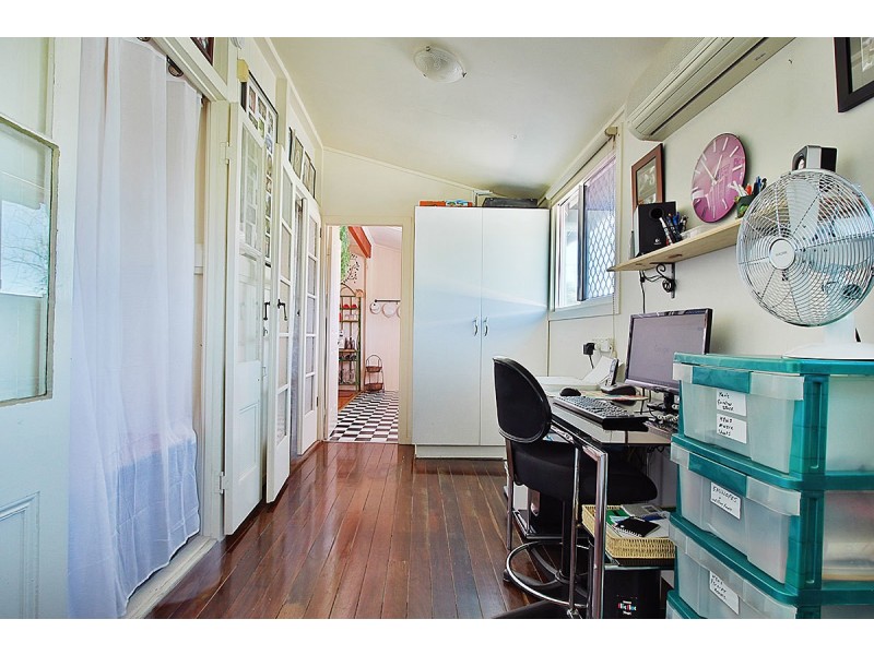 38 Lawrence St, North Ipswich QLD 4305