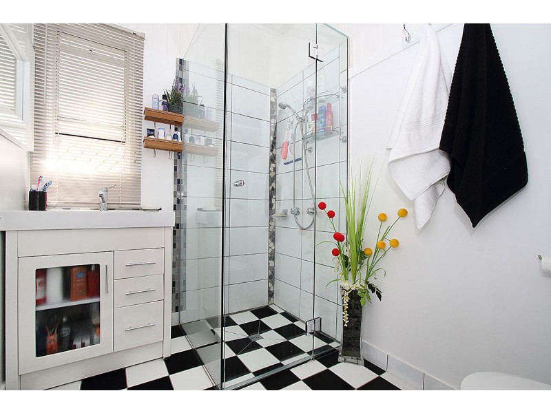 38 Lawrence St, North Ipswich QLD 4305