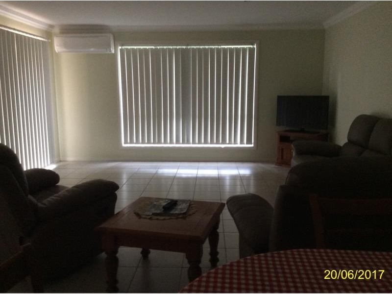 1/14 Lagoona Ct, Churchill QLD 4305