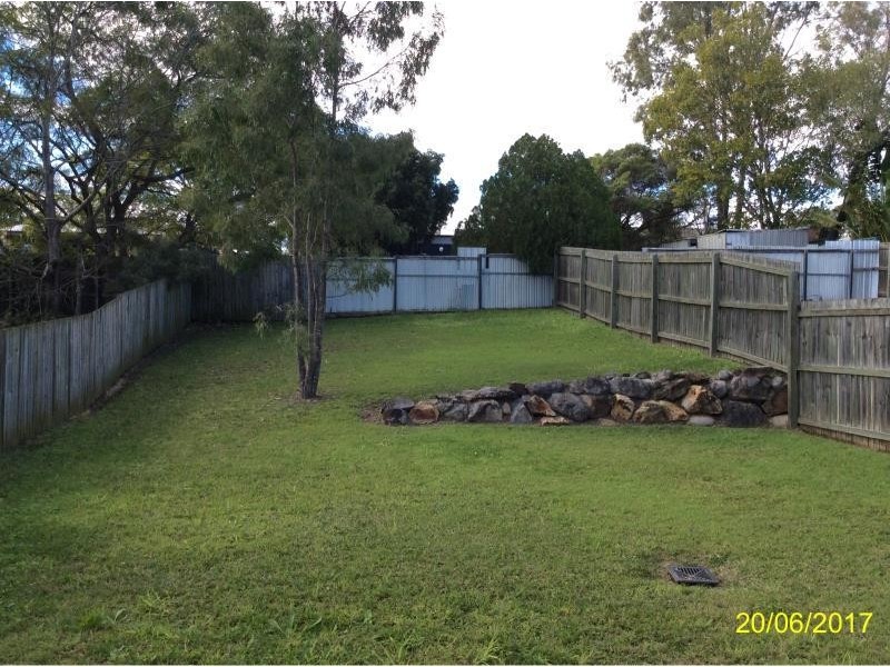1/14 Lagoona Ct, Churchill QLD 4305