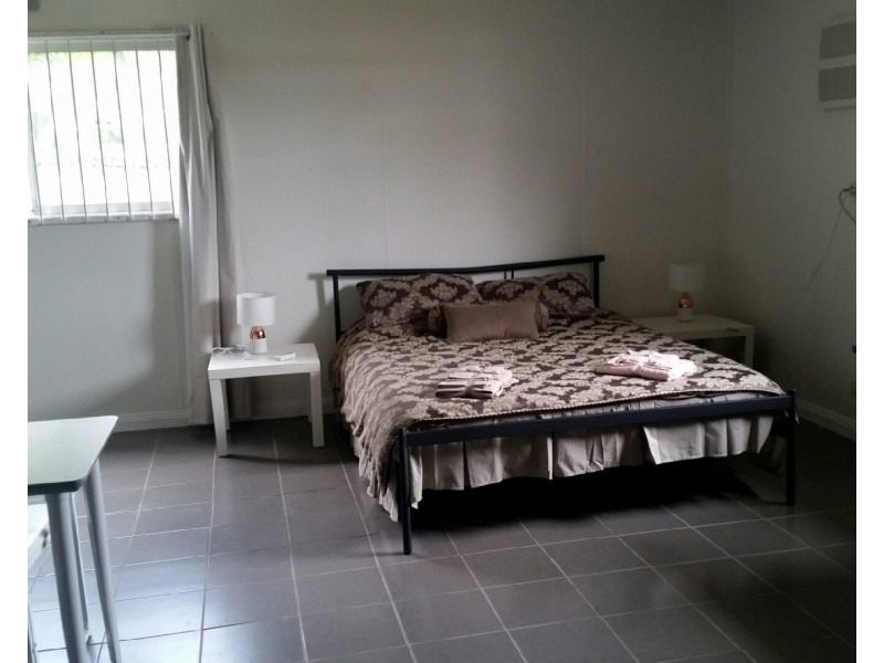 22 Briggs Rd, Eastern Heights QLD 4305