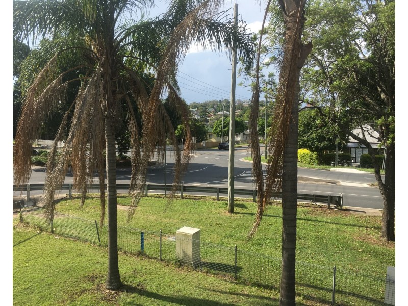 13 Salisbury Rd, Ipswich QLD 4305