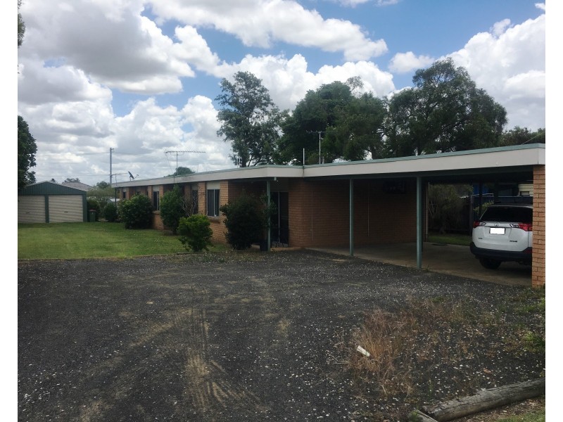 22 Dudleigh St, Booval QLD 4304
