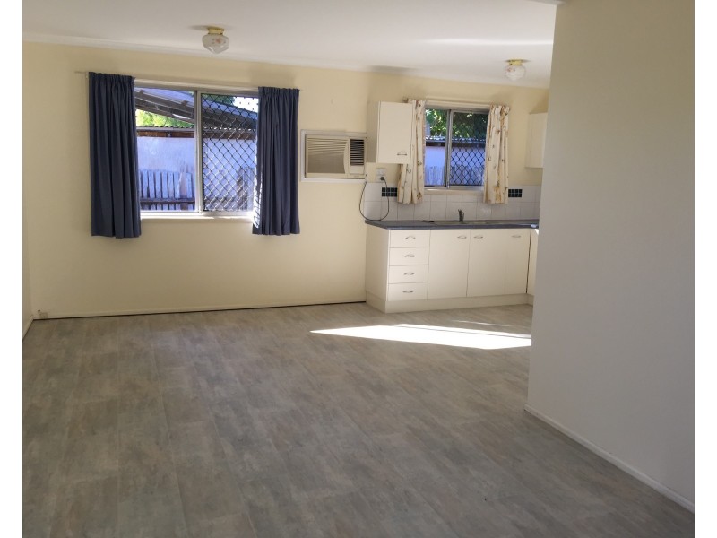22 Dudleigh St, Booval QLD 4304