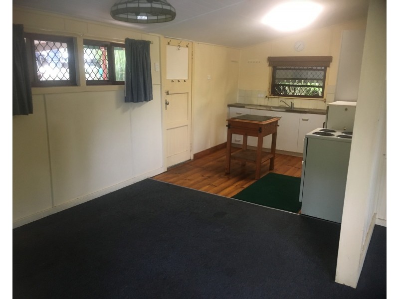 36 O’sullivan St, Woodend QLD 4305
