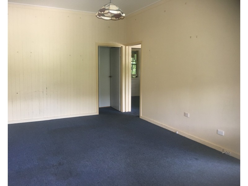 36 O’sullivan St, Woodend QLD 4305