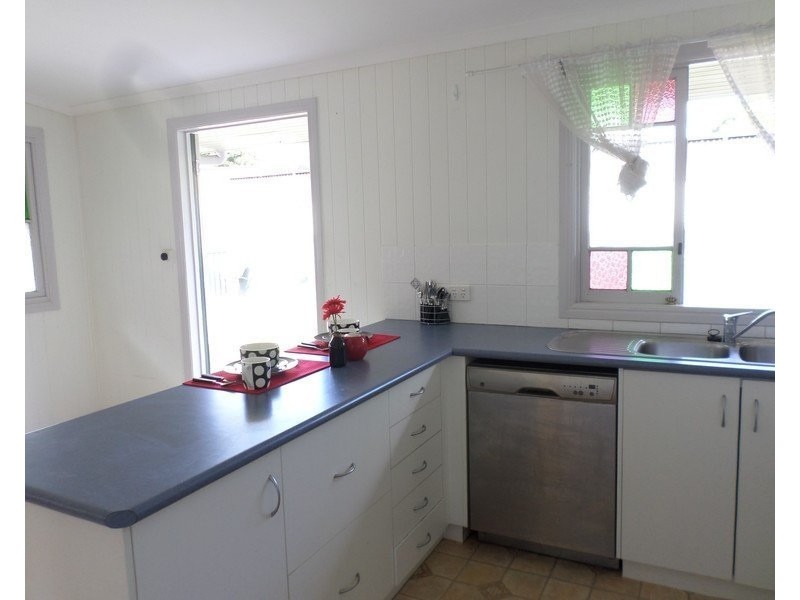 12 Hefferan St, North Ipswich QLD 4305